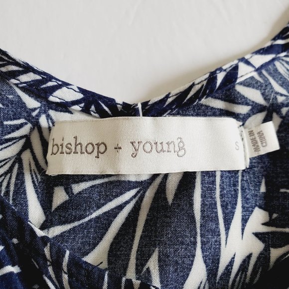 ANTHRO BISHOP + YOUNG Palm Leaf Navy Romper - Picture 7 of 10